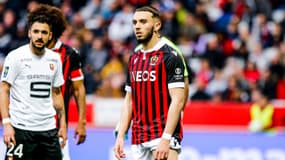 Amine Gouiri avec le maillot de Nice, et Gaëtan Laborde avec celui de Rennes, en avril 2022.