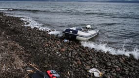 Embarcation de migrants sur une plage de la mer Egée (Grèce), 28 février 2020