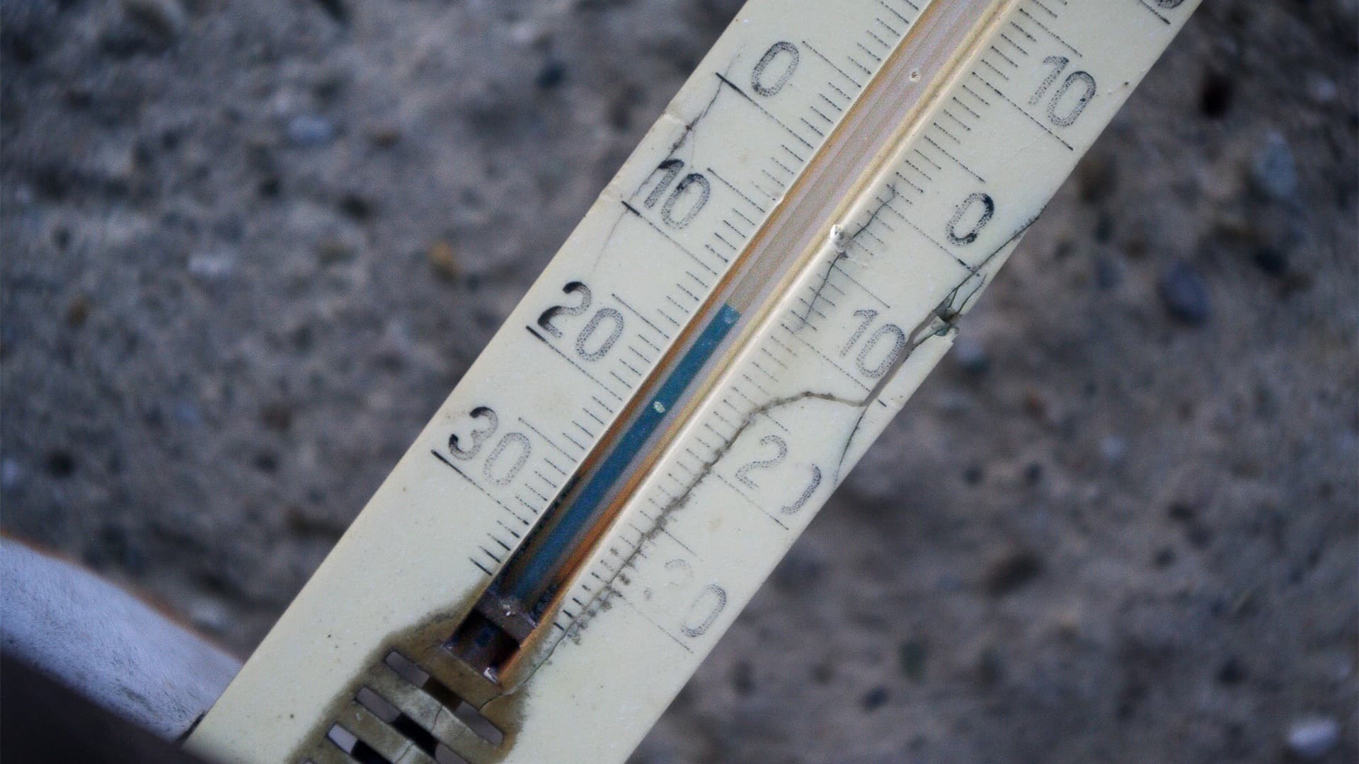 En Alsace, la température descend en dessous des -10°. En Alsace, la température descend en dessous des -10°.