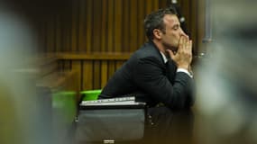 Oscar Pistorius lors de l'audience de ce jeudi 13 mars devant le tribunal de Pretoria, en Afrique du Sud.