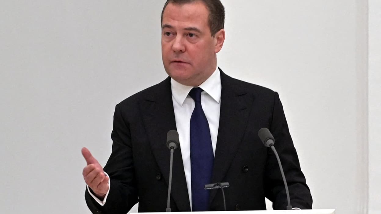 Dmitry Medvedev lists specific cases in which Russia may use nuclear weapons