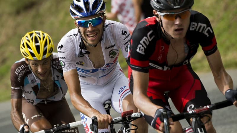 L'organisation du tour de France reverse 2 millions d'euros de gains aux coureurs. 
