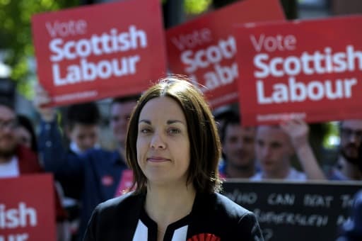 La cheffe des travaillistes écossais, Kezia Dugdale, en campagne pour les législatives à Rutherglen, dans le Lanarkshire, le 8 mai 2017 La cheffe des travaillistes écossais, Kezia Dugdale, en campagne pour les législatives à Rutherglen, dans le Lanarkshire, le 8 mai 2017