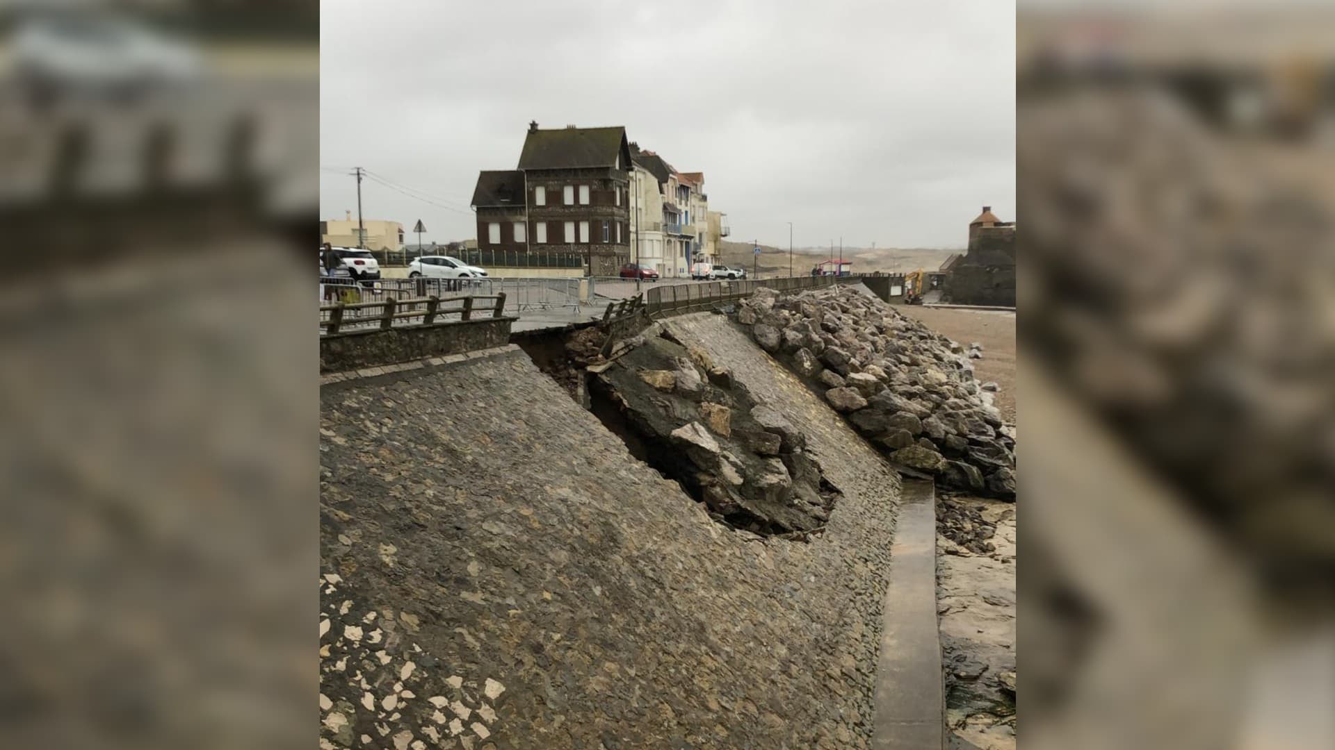La digue d'Ambleteuse (Pas-de-Calais), endommagée après le passage de la tempête Goretti le vendredi 9 janvier 2026.