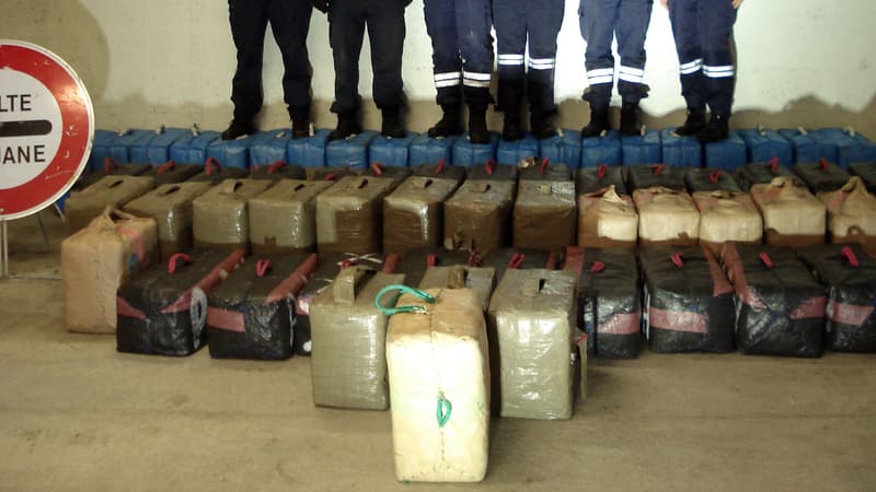 2,3 tonnes de cannabis ont été saisies par les douaniers de la Rochelle dans la nuit du 19 au 20 octobre 2017