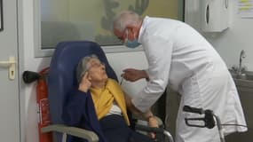 Covid-19: cet Ehpad est parvenu à vacciner la quasi-totalité de ses résidents en une matinée