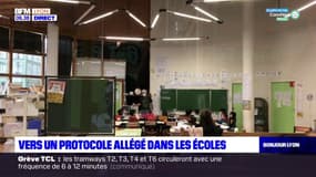 Vers un protocole allégé dans les écoles?