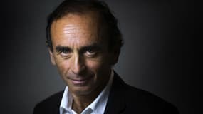 Le polémiste Eric Zemmour, auteur du Suicide français, doit recevoir samedi le prix littéraire Combourg-Chateaubriand.