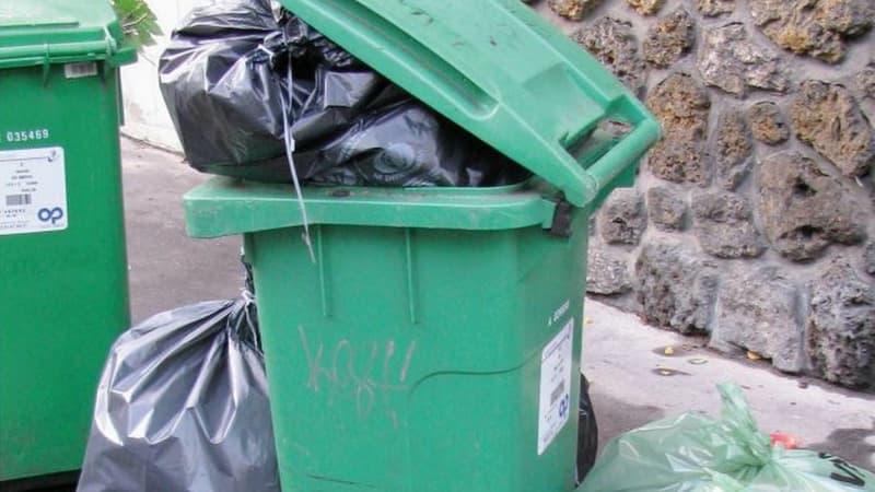 L'observatoire régional a constaté une baisse de 108 kg/hab. du flux d’ordures ménagères résiduelles –déchets produits quotidiennement et collectés en mélange– sur la période 2000-2015.