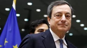 Mario Draghi, ici lors de son auditon devant le Parlement européen le 16 décembre, a jugé le système "trop complexe".