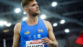 Kevin Mayer, lors de l'épreuve du poids de l'heptathlon, aux Championnats de France en salle, le 26 février 2022 à Miramas