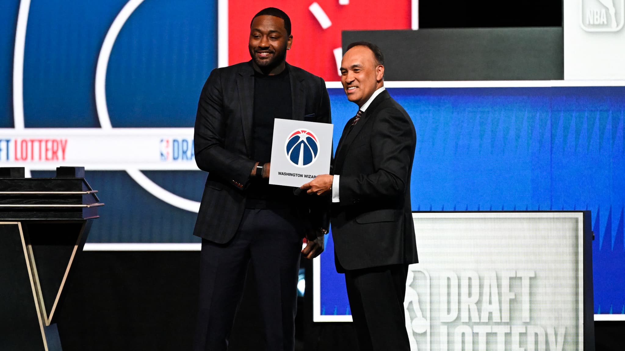 https://images.bfmtv.com/u5emPTaYnBdBtExL2EXBHAOJaLw=/0x68:2048x1220/images/La-loterie-NBA-le-10-mai-2026-2283692.jpg