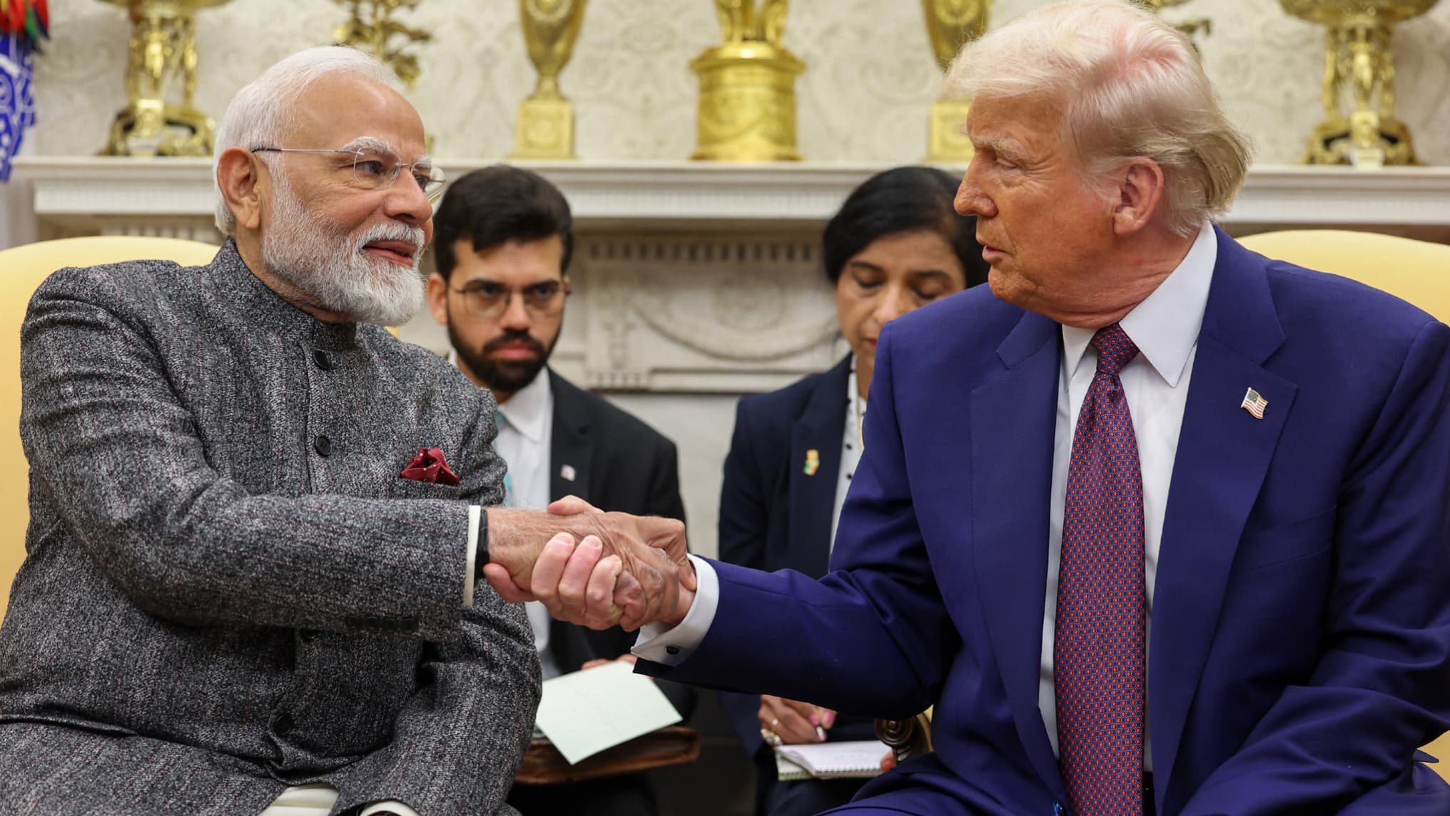 Trump assure que l'Inde n'achètera plus de pétrole russe et demande au Japon d'arrêter de le faire