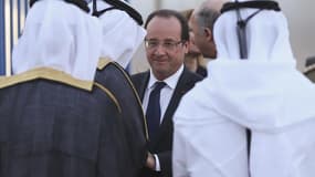 François Hollande, en visite officielle de deux jours au Qatar, a assuré samedi devant la communauté française de Doha que les bonnes relations diplomatiques entre la France et l'émirat, particulièrement proches sous Nicolas Sarkozy, seraient maintenues a