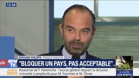 Gilets jaunes: "On peut manifester mais bloquer un pays n'est pas acceptable", estime Edouard Philippe