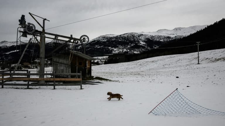 Dans la station de sports d'hiver de Gresse-en-Vercors, en Isère, le 14 janvier 2023