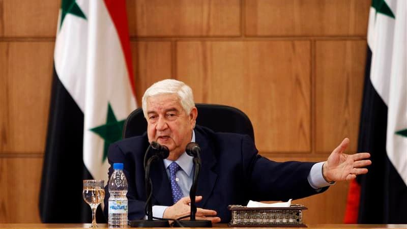 Le chef de la diplomatie syrienne Walid al Moualem. Le gouvernement syrien a accepté la prolongation d'un mois du mandat des observateurs de la Ligue arabe et déclaré ne pas vouloir "de solution arabe à la crise" qui secoue le pays depuis dix mois. /Photo