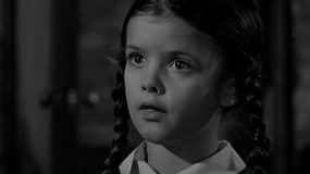 Lisa Loring est la première actrice à avoir incarné la jeune Mercredi dans la série "La Famille Addams" entre 1964 et 1966.