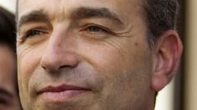 Jean-François Copé l'emporterait largement en cas de duel dans la sixième circonscription de Seine-et-Marne face à sa concurrente soutenue par Europe Écologie-Les Verts et le Parti socialiste, avec 55% des suffrages au second tour, selon un sondage Opinio