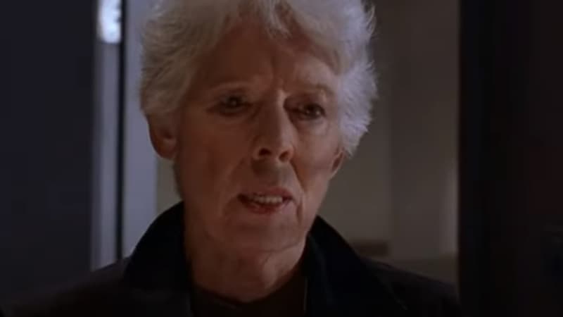 La comédienne Elizabeth Hoffman dans la série "Stargate SG-1".