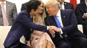 Ivanka Trump entre Shinzo Abe et Donald Trump, le 29 juin 2019 à Osaka, au Japon, pendant le G20.