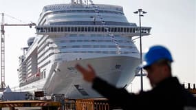 Le MSC Preziosa, paquebot géant construit par les chantiers navals de Saint-Nazaire (Loire-Atlantique) pour l'armateur italien MSC, a été baptisé jeudi. /Photo prise le 14 mars 2013/REUTERS/Stephane Mahé