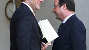 Emmanuel Macron et François Hollande à l'Elysée