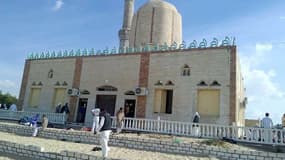 Le bilan de l'attaque d'une mosquée du Sinaï s'alourdit encore.