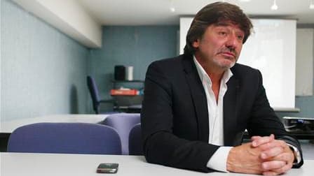 Le commissaire Michel Neyret, numéro deux de la police judiciaire de Lyon, a été placé en détention provisoire après sa mise en examen dans une affaire de corruption, a annoncé son avocat Gabriel Versini. Il est mis en examen pour corruption, trafic d'inf