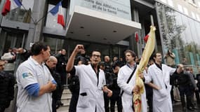 Des internes en médecine lors d'une précédente grève devant le ministère de la Santé en 2012