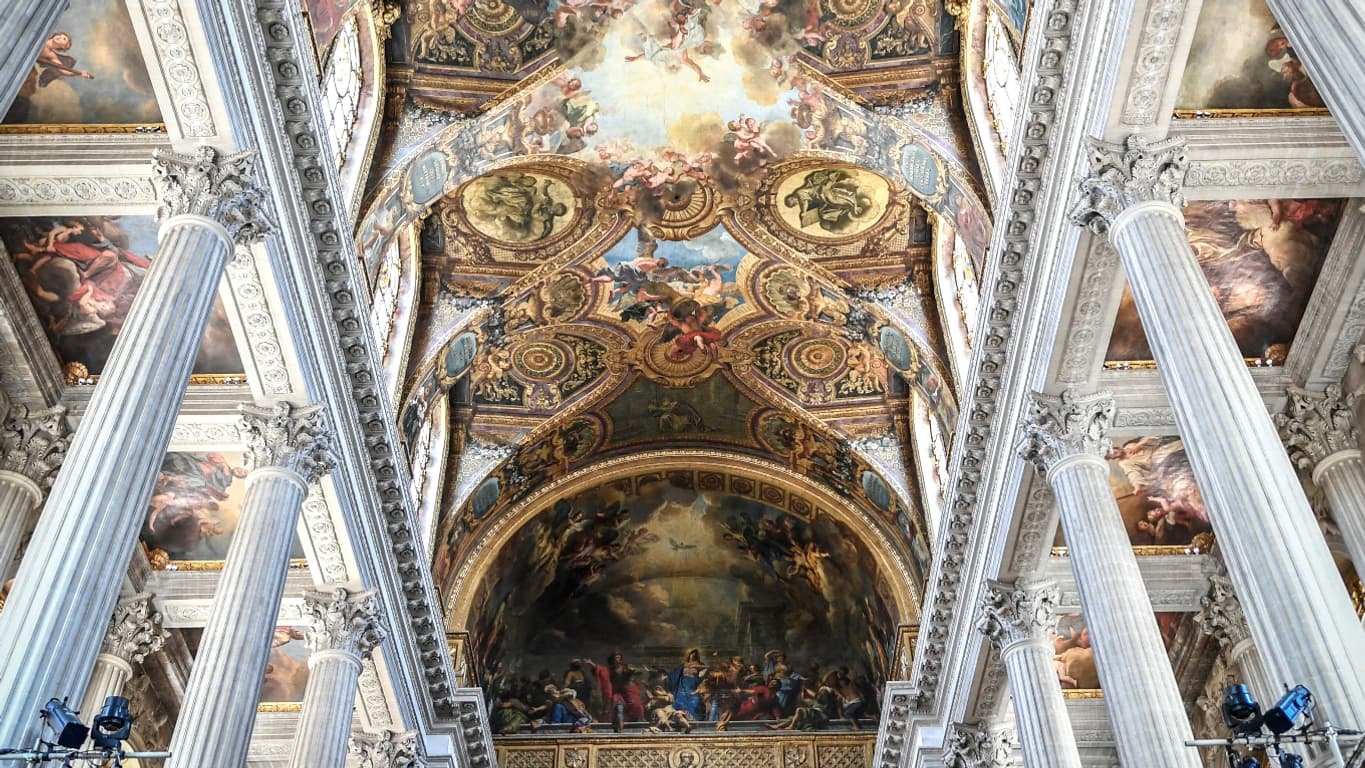 L'intérieur de la Chapelle Royale, à Versailles.