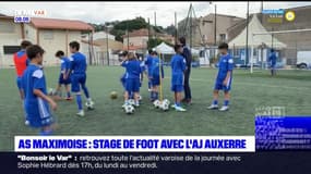 Sainte-Maxime: un stage de foot dispensé par l'AJ Auxerre aux jeunes de l'AS Maximoise