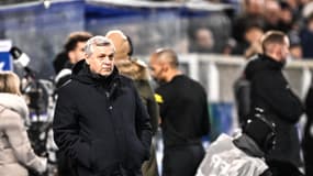 Bruno Genesio lors d'Auxerre-Lille, le 10 janvier 2025.