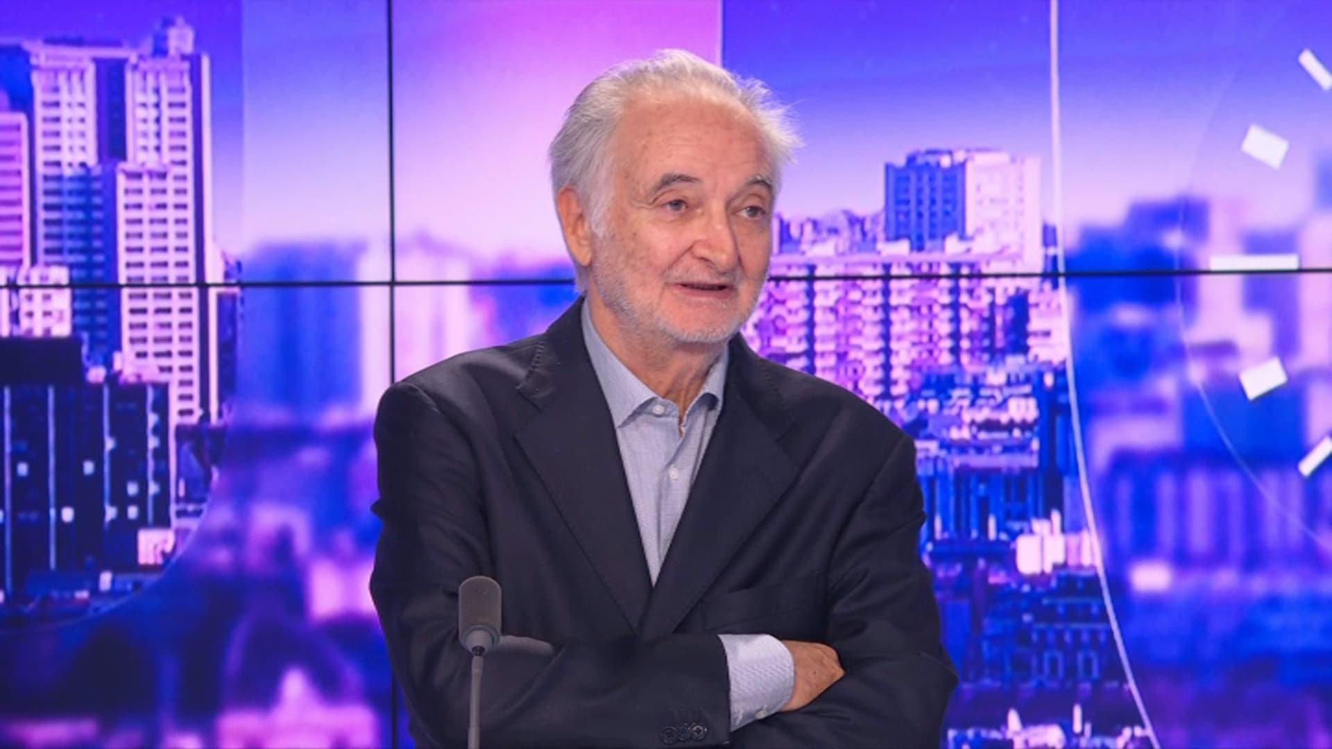 Jacques Attali espera «terminar cuanto antes» con la reforma de las pensiones