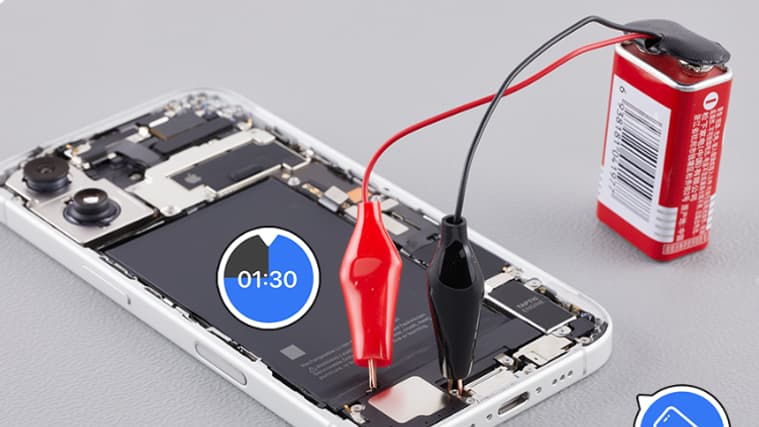 Le remplacement de la batterie d'un iPhone 16. Le remplacement de la batterie d'un iPhone 16.