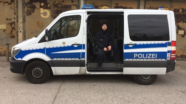 La Police Peut Elle Surveiller Whatsapp Moi, Emmanuel Ledieu, citoyen français et policier allemand
