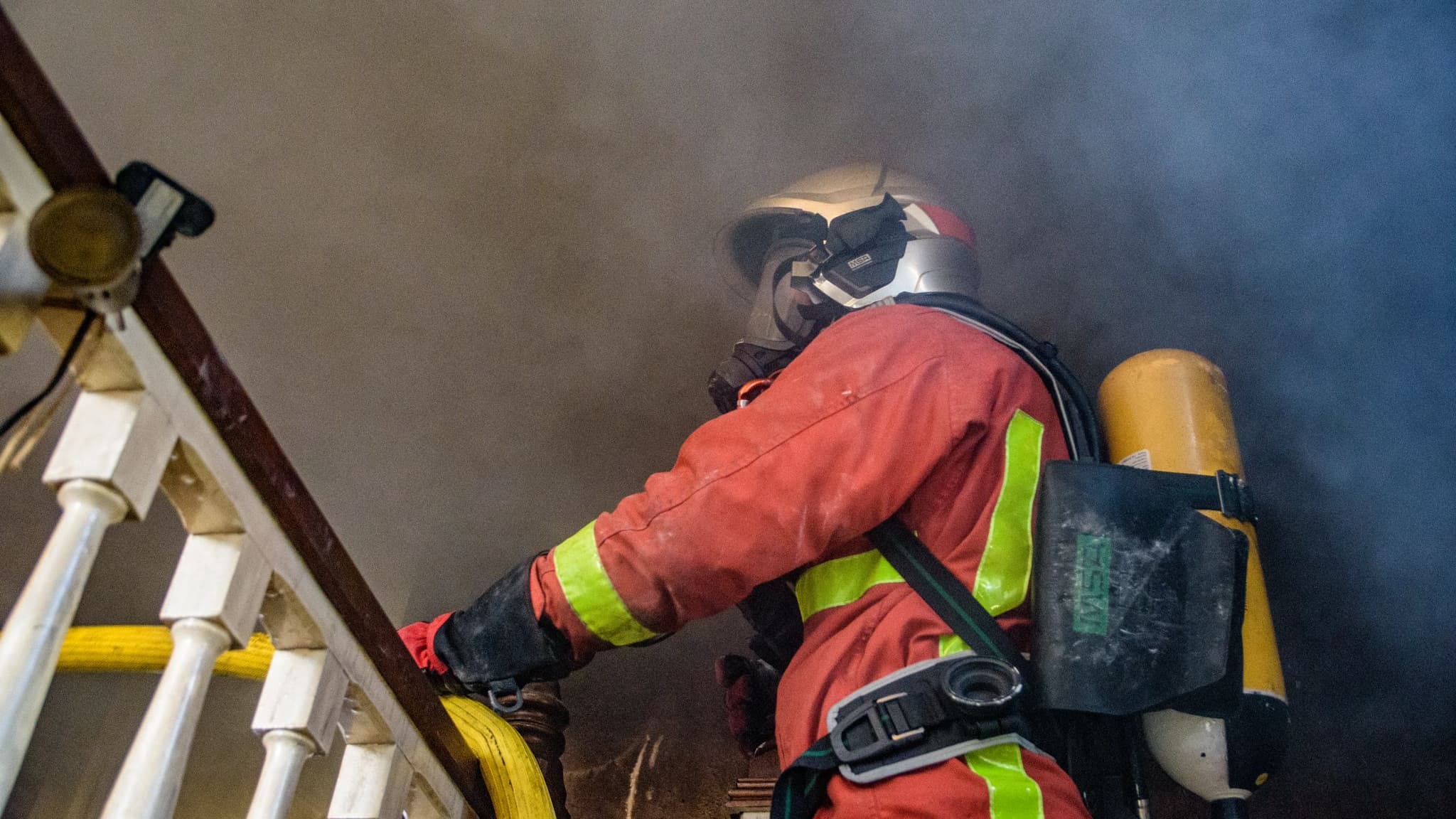 Une vingtaine de pompiers ont été mobilisés pour ce feu de maison à Mallemoisson.