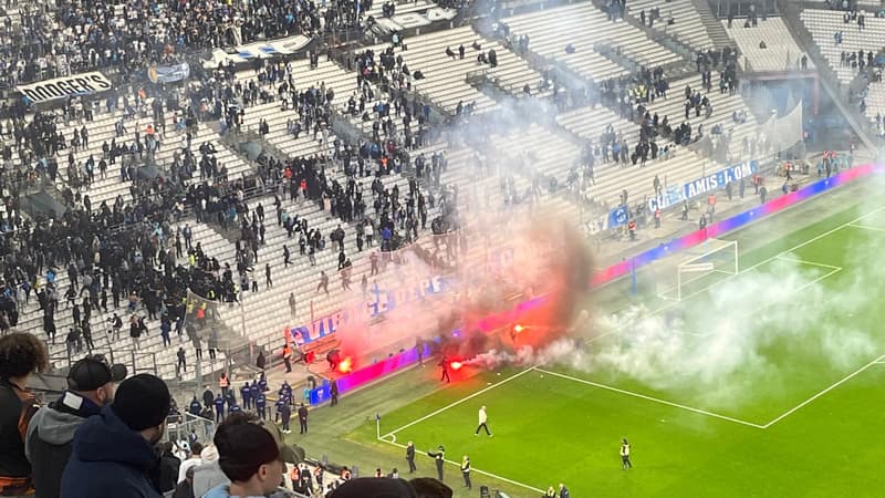 OM-Toulouse: tensions, fumigènes lancés sur la pelouse en direction des Marseillais... ça a chauffé au Vélodrome