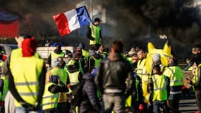 Des gilets jaunes lors de leur premier week-end de mobilisation, le 18 novembre 2018, à Caen 