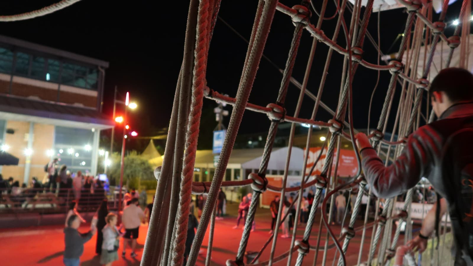 Les visiteurs ont pu monter sur le Cuauhtémoc dès jeudi soir. Les visiteurs ont pu monter sur le Cuauhtémoc dès jeudi soir.