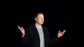 Le patron de Twitter, Tesla et SpaceX Elon Musk lors d'une conférence de presse à Boca Chica Village, au Texas, le 10 février 2022 