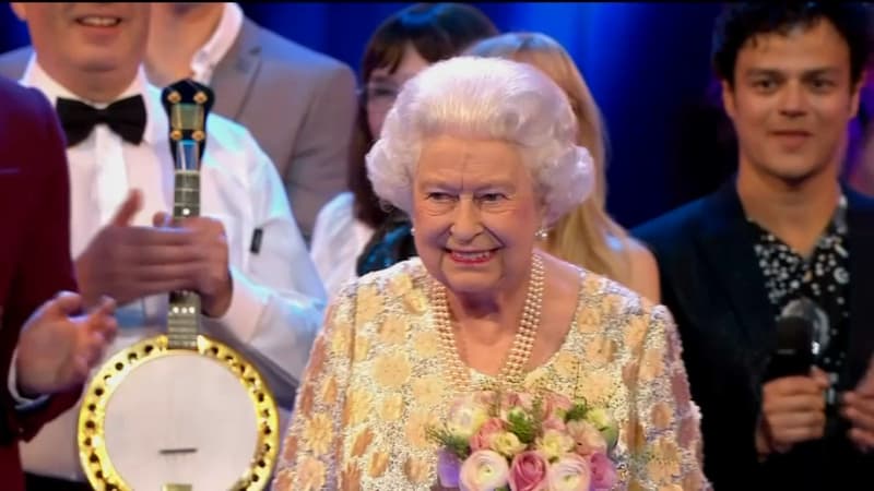 La reine Elisabeth II lors du concert donné en l'honneur de son 92e anniversaire.