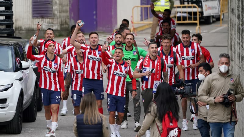 Atlético: les joueurs ont célébré avec des supporters sur un parking