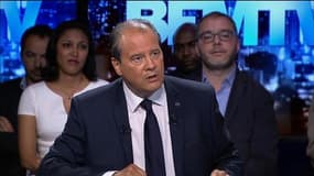 Cambadelis: "Macron a beaucoup talent mais n'incarne pas une ligne politique contradictoire"