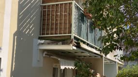 Un balcon dans une résidence au Pradet.