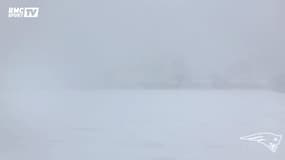 Les Patriots face à une tempête de neige à   l'entraînement