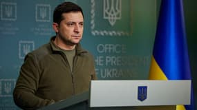 Le président Volodymyr Zelensky le 25 février 2022. 