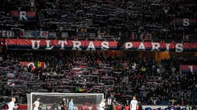 Le Collectif Ultras Paris dans la tribune Auteuil du Parc des Princes, le 1er février 2020