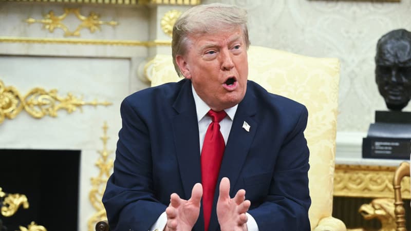 "Ils vont prendre une raclée": Donald Trump avertit qu'il va frapper "fort" l'Iran, après des attaques contre des bases américaines