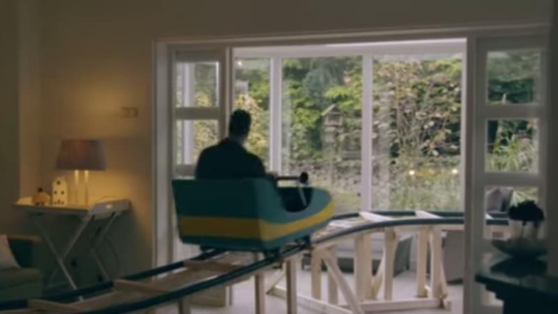 Un Hollandais installe des montagnes russes dans sa maison